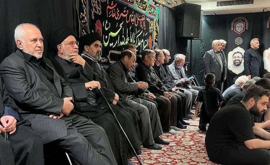 حضور ظریف در روضه منزل شهید لاریجانی