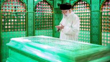 نماهنگ| در آغوش ابدی خورشید نماهنگ| در آغوش ابدی خورشید