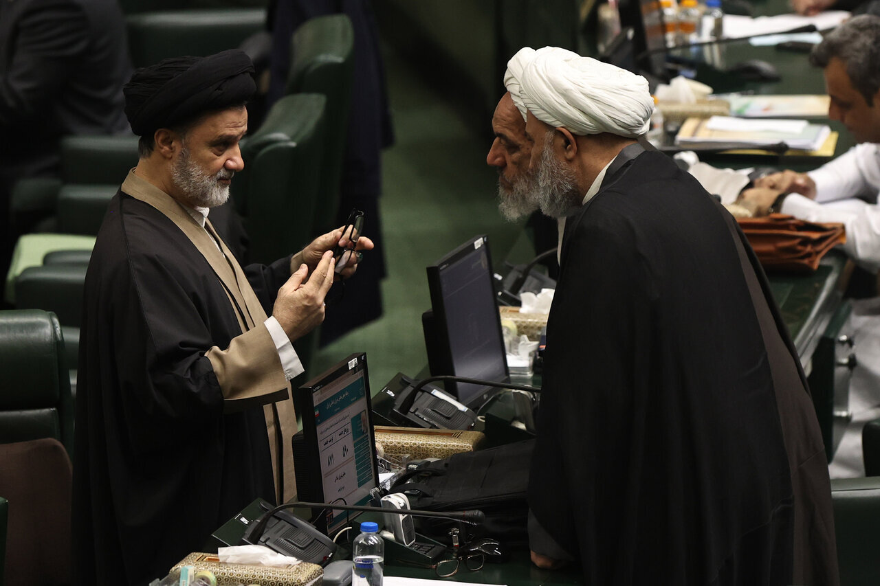 رمزگشایی از ادعای جدید نبویان، منظور از کودتا چیست؟/ صدا و سیما یار کمکی مخالفان تفاهم ایران و آمریکا شد