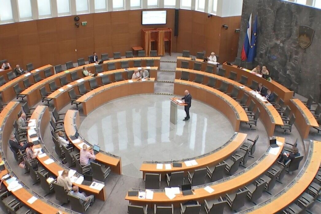 «مکعب سیاه» و نفوذ اسرائیل در مجلس و انتخابات اسلوونی
