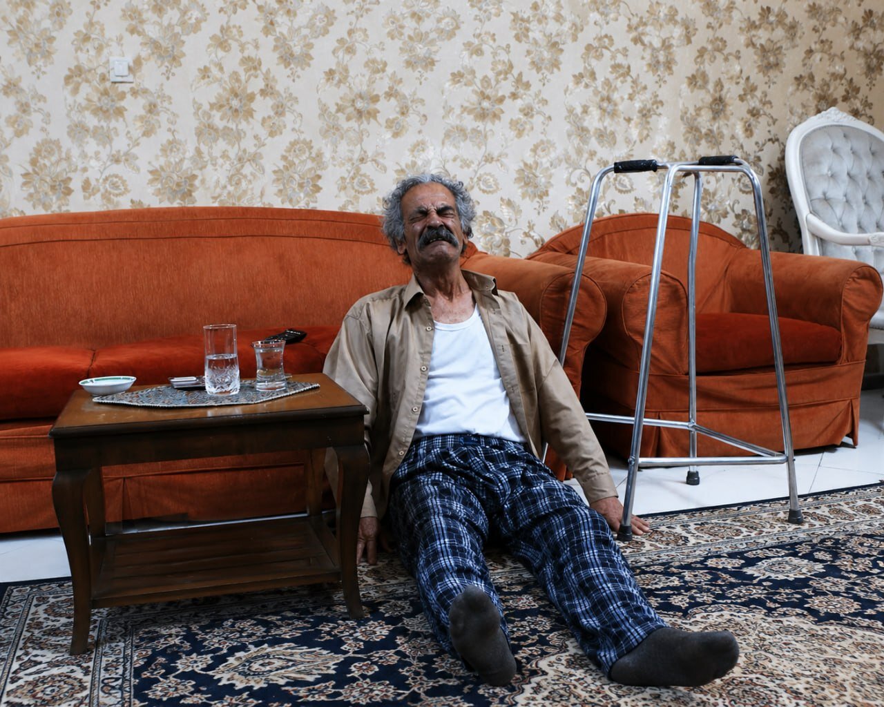 فیلم کوتاه «پله لیز» به مرحله نمایش رسید/ ماجرای تراژیک ناشی از یک اختلاف خانوادگی! فیلم کوتاه «پله لیز» به مرحله نمایش رسید/ ماجرای تراژیک ناشی از یک اختلاف خانوادگی!