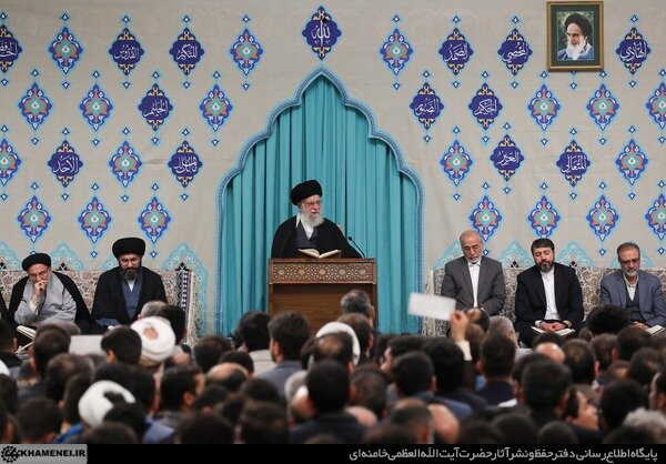 آخرین عکس های رهبر شهید قبل از حمله اسرائیل و آمریکا به ایران