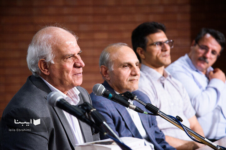 رشتیانی: اقدام کلیدی ترکمانچای، خروج نیروهای روس از تبریز محسوب میشود/ زرگرینژاد: گلستان و ترکمنچای معاهدهای نیستند، بلکه توافقی برای پایان جنگ به شمار میروند. رشتیانی: اقدام کلیدی ترکمانچای، خروج نیروهای روس از تبریز محسوب میشود/ زرگرینژاد: گلستان و ترکمنچای معاهدهای نیستند، بلکه توافقی برای پایان جنگ به شمار میروند.