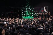 عکس |  حضور سردار احمد وحیدی فرمانده کل سپاه پاسداران در مراسم وداع با پیکر رهبر شهید انقلاب