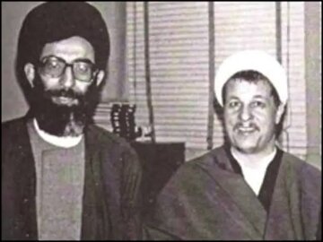 خاطره رهبرشهید انقلاب از جلسه پنهانی با هاشمی رفسنجانی در خانه شهید باهنر/ صاحبخانه را بیرون کردیم تا راحت حرف بزنیم! خاطره رهبرشهید انقلاب از جلسه پنهانی با هاشمی رفسنجانی در خانه شهید باهنر/ صاحبخانه را بیرون کردیم تا راحت حرف بزنیم!