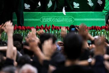 خون شهید؛ ضامن بقا، عزت و استمرار جمهوری اسلامی ایران خون شهید؛ ضامن بقا، عزت و استمرار جمهوری اسلامی ایران