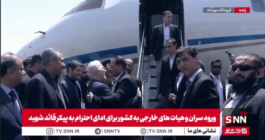 ورود عاصم منیر برای ادای احترام به پیکر رهبر شهید انقلاب +تصویر