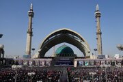تصاویر | قاب‌های خبرگزاری آناتولی ترکیه از مراسم وداع با رهبر شهید انقلاب در مصلی تهران