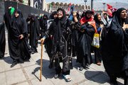 تصاویری از حضور پررنگ زنان در مراسم وداع با رهبر انقلاب