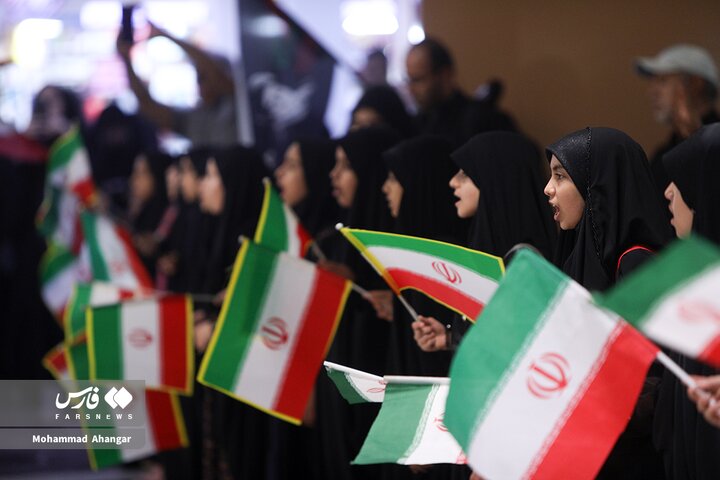 استقبال پایتخت از خانواده‌های کودکان شهید میناب