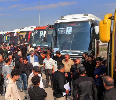 اعزام ۴۵ کاروان مردمی از اردبیل به آیین تشییع رهبر شهید انقلاب در تهران
