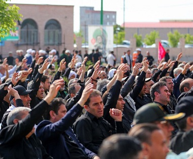 اعزام ۴۵ کاروان مردمی از اردبیل به آیین تشییع رهبر شهید انقلاب در تهران