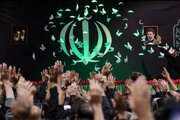 ببینید | لحظاتی از مراسم هفتمین شب خاکسپاری رهبر شهید انقلاب