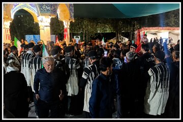 سوگواری غمناک بختیاری‌ها در آخرین شب وداع با رهبر شهید انقلاب در تهران