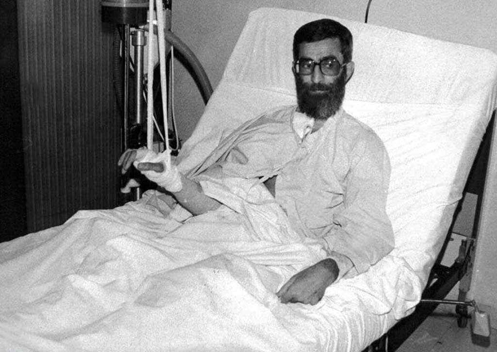 از روحانی مبارز تحت تعقیب تا معمار نظام نوپا؛ وقتی زخم ترور بر تن صدای انقلاب نشست