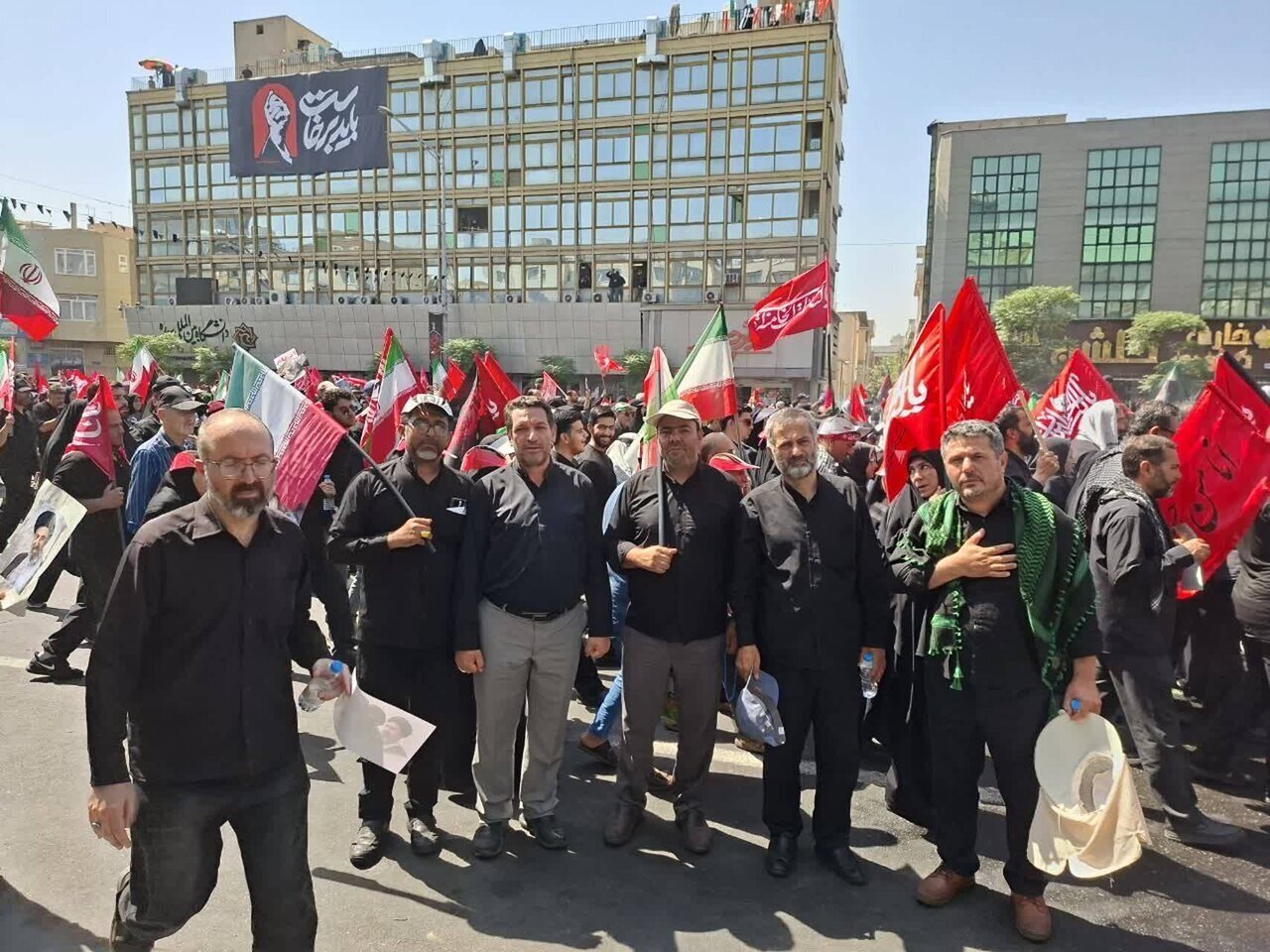 کدام نمایندگان مجلس در مراسم تشییع حضور داشتند؟ + عکس