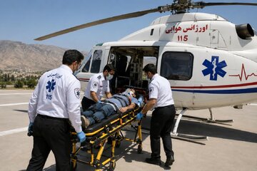 انتقال هوایی مصدوم ۳۳ ساله سانحه رانندگی به شهرکرد
