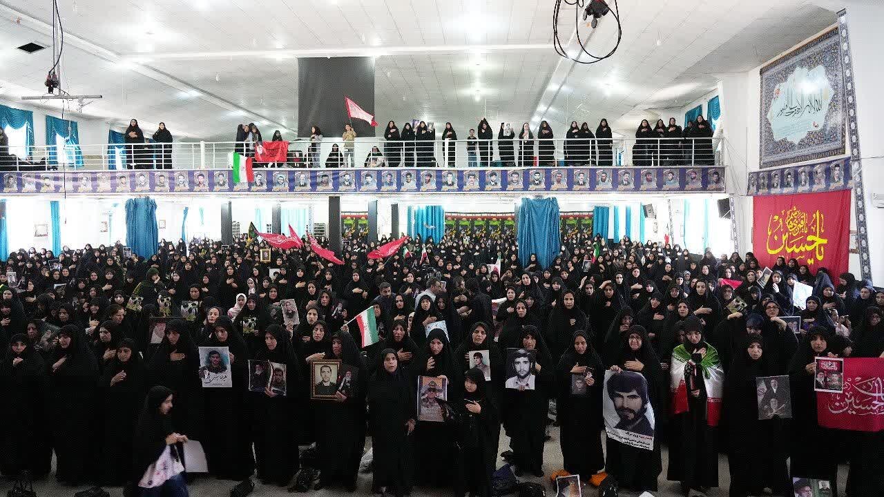 تشییع باشکوه رهبر شهید، تیر سهمگینی بر پیکر استکبار بود