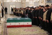 تصاویر اقامه نماز بر پیکر خانواده رهبر شهید ایران در حرم امام حسین (ع)/ طواف آخر دور ضریح سیدالشهدا