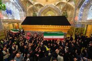 ببینید | پیکرهای مطهر شهدای خانوادۀ رهبر شهید انقلاب وارد حرم سیدالشهداء(ع) شد