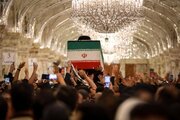 ببینید | استقبال باشکوه شیعیان عراق از پیکر مطهر قائد شهید امت در کربلای معلی
