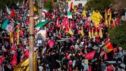 حدادعادل و علی باقری کنی در مراسم تشییع رهبر شهید در حرم امام حسین(ع) + عکس