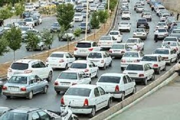 اعمال محدودیت‌های ترافیکی از میدان گاز به سمت میدان حجاب / در روزهای تعطیل و شب های پنج شنبه و جمعه یک طرفه خواهد شد