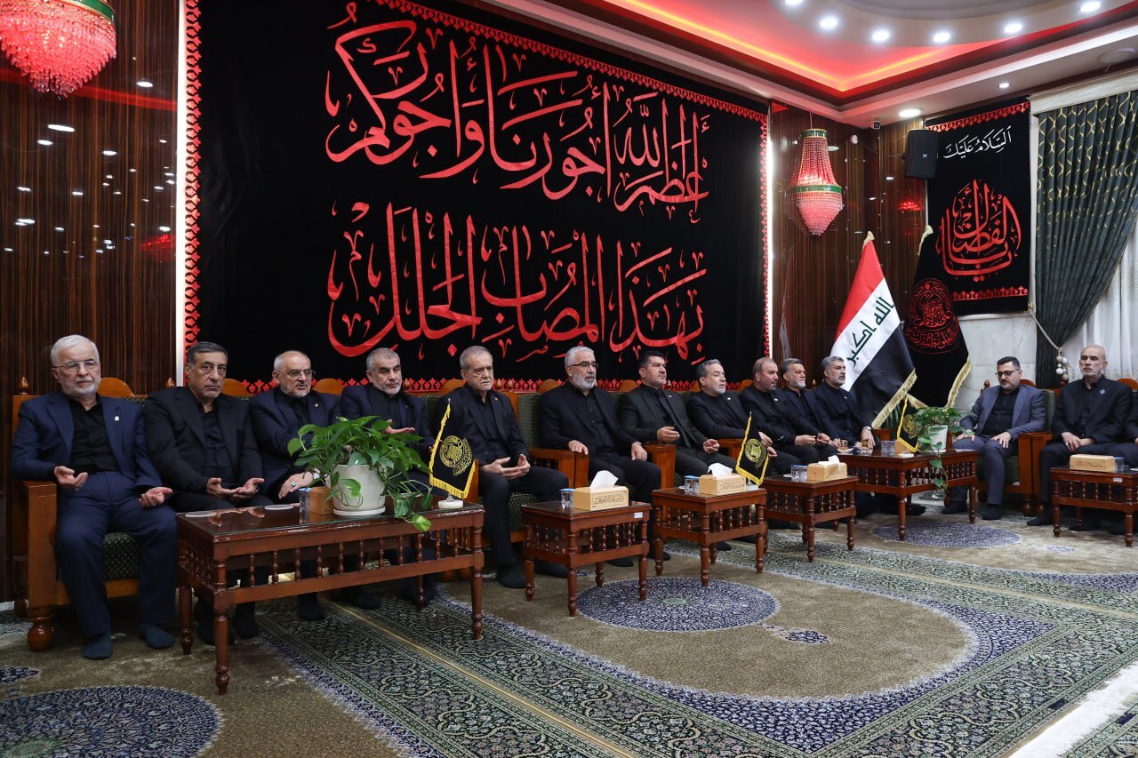 دیدار پزشکیان با تولیت آستان مقدس علوی +تصویر