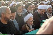 «نَزَلَ، نَزَلَ، نَزَلَ»؛ ضربانی که معراج ملت شد/ تأملی در تعابیر خاص حضرت آیت‌الله جوادی آملی در نماز امام شهید