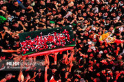 چه کسی بر پیکر رهبر شهید انقلاب در حرم رضوی نماز می خواند؟