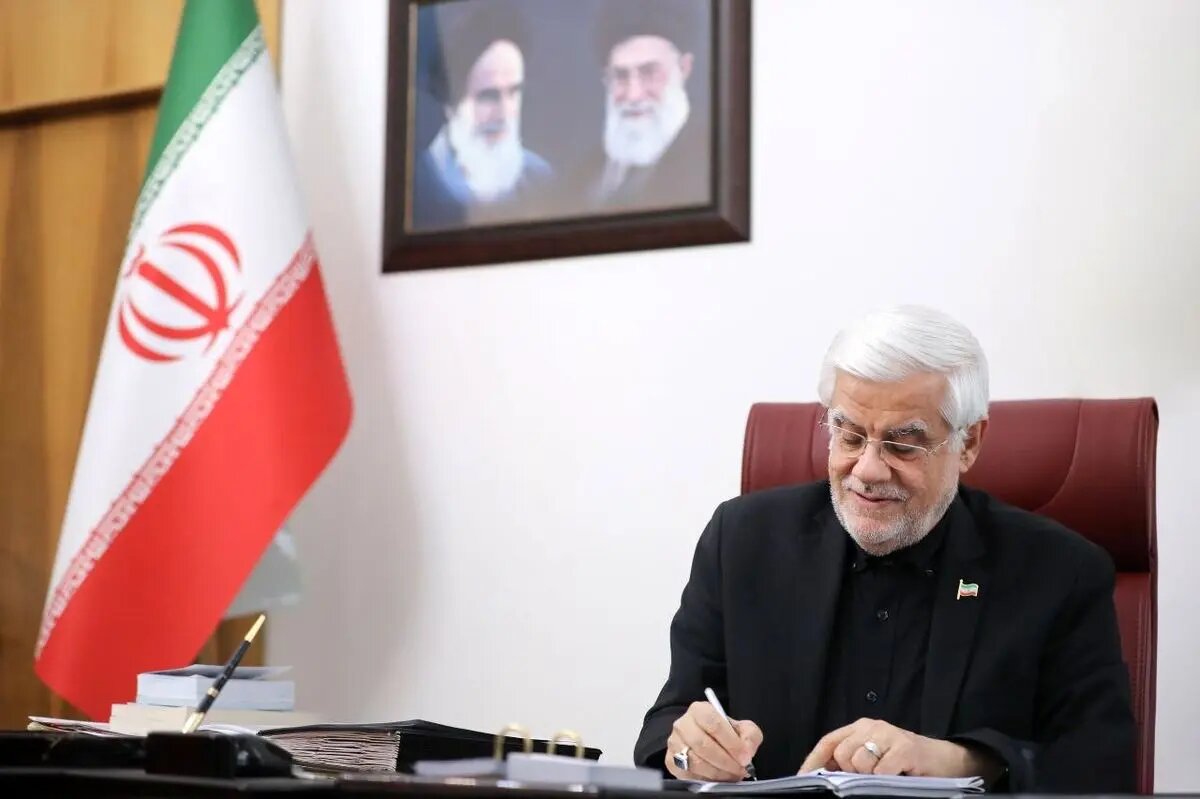 عارف «ضوابط نامگذاریهای مرتبط با رهبر شهید انقلاب و خانواده ایشان» را ابلاغ کرد/ نام پیشنهادی با شأن و منزلت رهبر شهید باید متناسب باشد