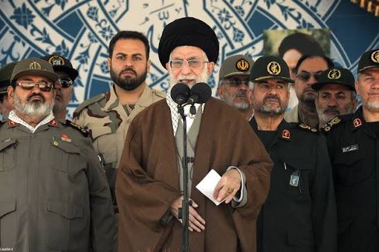 کارنامه چهار دهه رهبری/ میراث آیت الله خامنه‌ای برای سیاست داخلی و سیاست ورزی در جمهوری اسلامی چیست؟