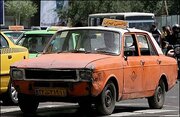 عکس/  تاکسی‌های نارنجی در میدان فردوسی؛ ۵۹ سال قبل