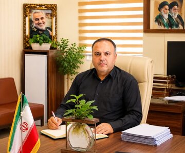 آماده‌سازی مصلی بزرگ کرمان برای برگزاری آیین بزرگداشت آقای شهید ایران