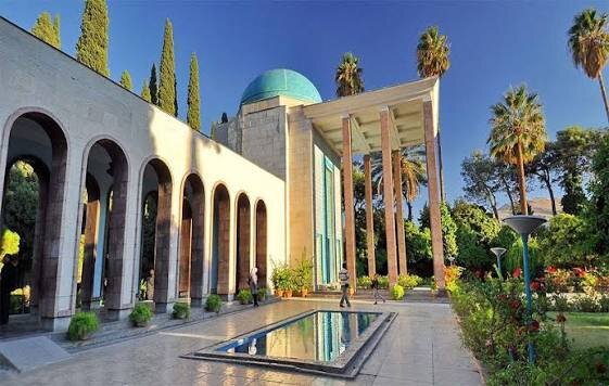 عکس تاریخی از آرامگاه سعدی در شیراز، متعلق به حدود شش دهه پیش عکس تاریخی از آرامگاه سعدی در شیراز، متعلق به حدود شش دهه پیش