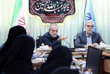 پزشکیان: باید براساس کارآمدی مسئولیت واگذار شود نه با ملاحظات جناحی و سیاسی/ مدیریت تغییر، یکی از مهمترین پیشنیازهای تحول در حکمرانی است پزشکیان: باید براساس کارآمدی مسئولیت واگذار شود نه با ملاحظات جناحی و سیاسی/ مدیریت تغییر، یکی از مهمترین پیشنیازهای تحول در حکمرانی است