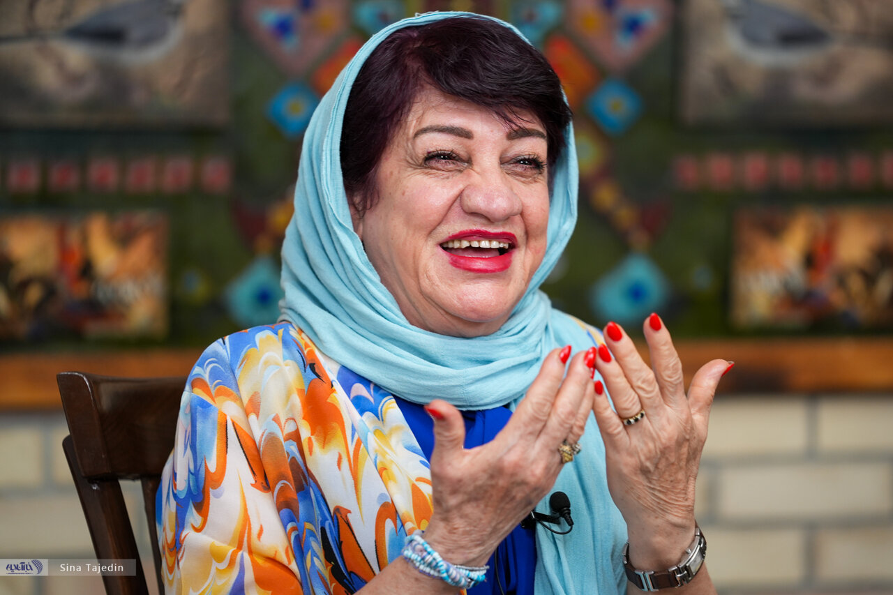 هوشمند هنرکار: دستهایم را بالا گرفتهام؛ نه از سر اندوه که از سر پذیرش واقعیت/ کاظم هژیرآزاد: نه تنها من که همه؛ به آنچه آموخته بودیم خیانت کردیم