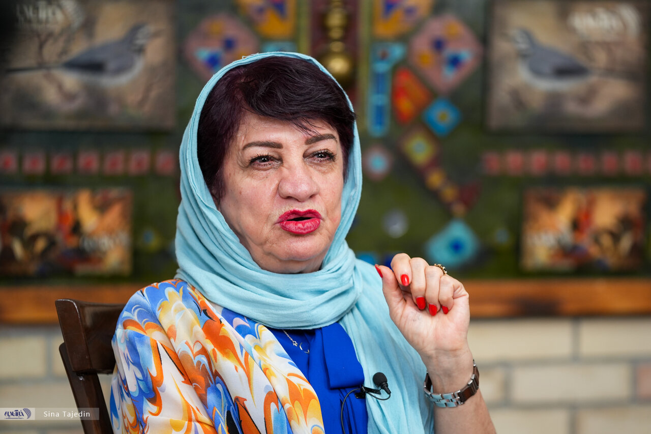 هوشمند هنرکار: دستهایم را بالا گرفتهام؛ نه از سر اندوه که از سر پذیرش واقعیت/ کاظم هژیرآزاد: نه تنها من که همه؛ به آنچه آموخته بودیم خیانت کردیم