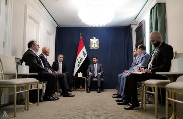 اولین دیدار از الزیدی در واشنگتن؛ تام باراک به دیدار نخست وزیر تازه نفس عراق رفت اولین دیدار از الزیدی در واشنگتن؛ تام باراک به دیدار نخست وزیر تازه نفس عراق رفت
