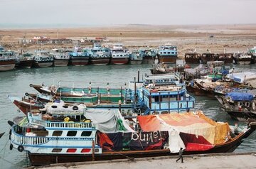 به مطالبات لنج داران سیریک رسیدگی میشود به مطالبات لنج داران سیریک رسیدگی میشود