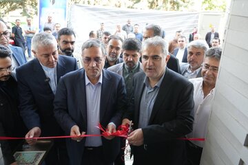 با حضور معاون وزیر، طرح ۸۴ واحدی نهضت ملی مسکن در ارومیه افتتاح شد با حضور معاون وزیر، طرح ۸۴ واحدی نهضت ملی مسکن در ارومیه افتتاح شد