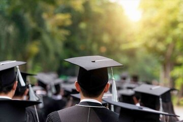 چگونه معنویت، جوان را در میدانهای سخت استوار میکند؟ چگونه معنویت، جوان را در میدانهای سخت استوار میکند؟