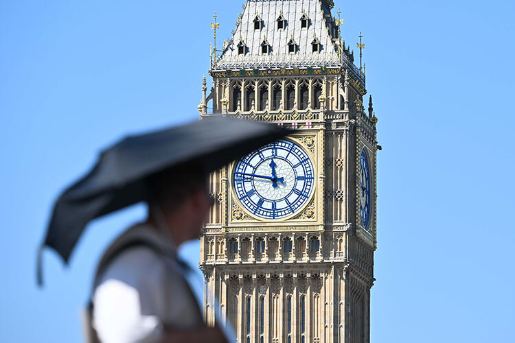 مرگبارترین روزهای داغ اروپا؛ بیش از ۲۷۰۰ قربانی در انگلستان و ولز/ چرا گرما در اروپا کشندهتر از خاورمیانه است؟/ ایرانیها با گرما سازگارترند؟