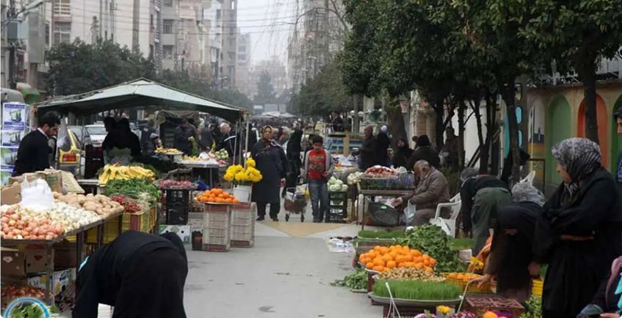 تصاویر/ بازار شهر ساری در سال ۱۳۰۶ به نمایش درآمده است. تصاویر/ بازار شهر ساری در سال ۱۳۰۶ به نمایش درآمده است.