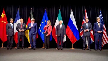 واکنش کاربران خبرآنلاین به اظهارات ظریف؛ برجام برای کشور دستاورد داشت، تندروها نگذاشتند/ ظریف از مجازات گریخته؛ اما این پایان ماجرا نیست!