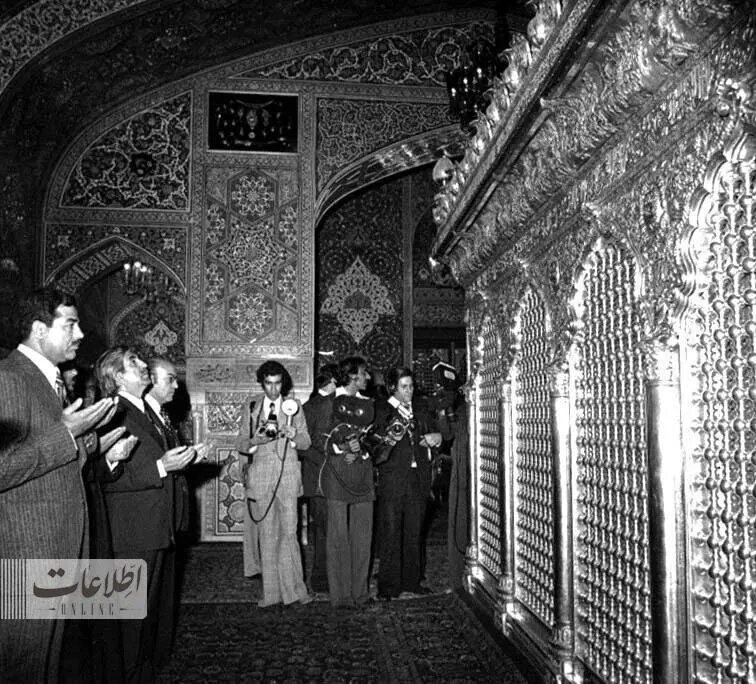 عکس/ صدام حسین در حرم امام رضا در مشهد؛ سال ۱۳۵۴