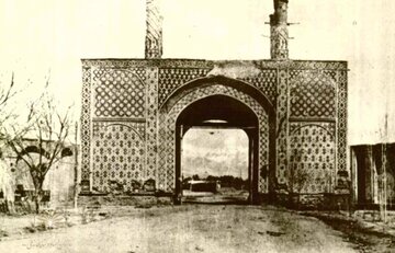 نقاشی/ طرح آبرنگ یک آمریکایی از یکی از دروازه‌های تهران قدیم؛ حدود یک قرن قبل
