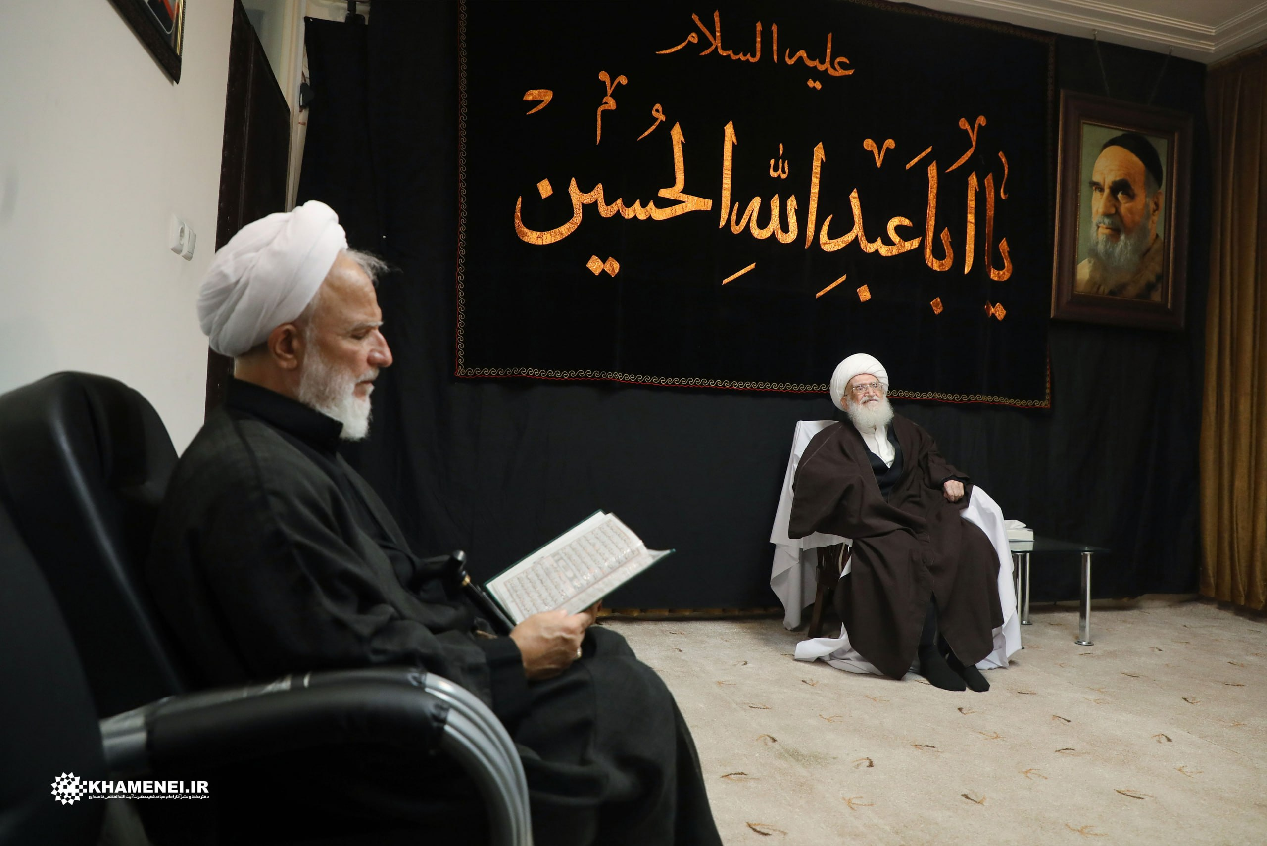 تصاویر مراسم بزرگداشت رهبر شهید در دفتر آیتالله العظمی نوری همدانی