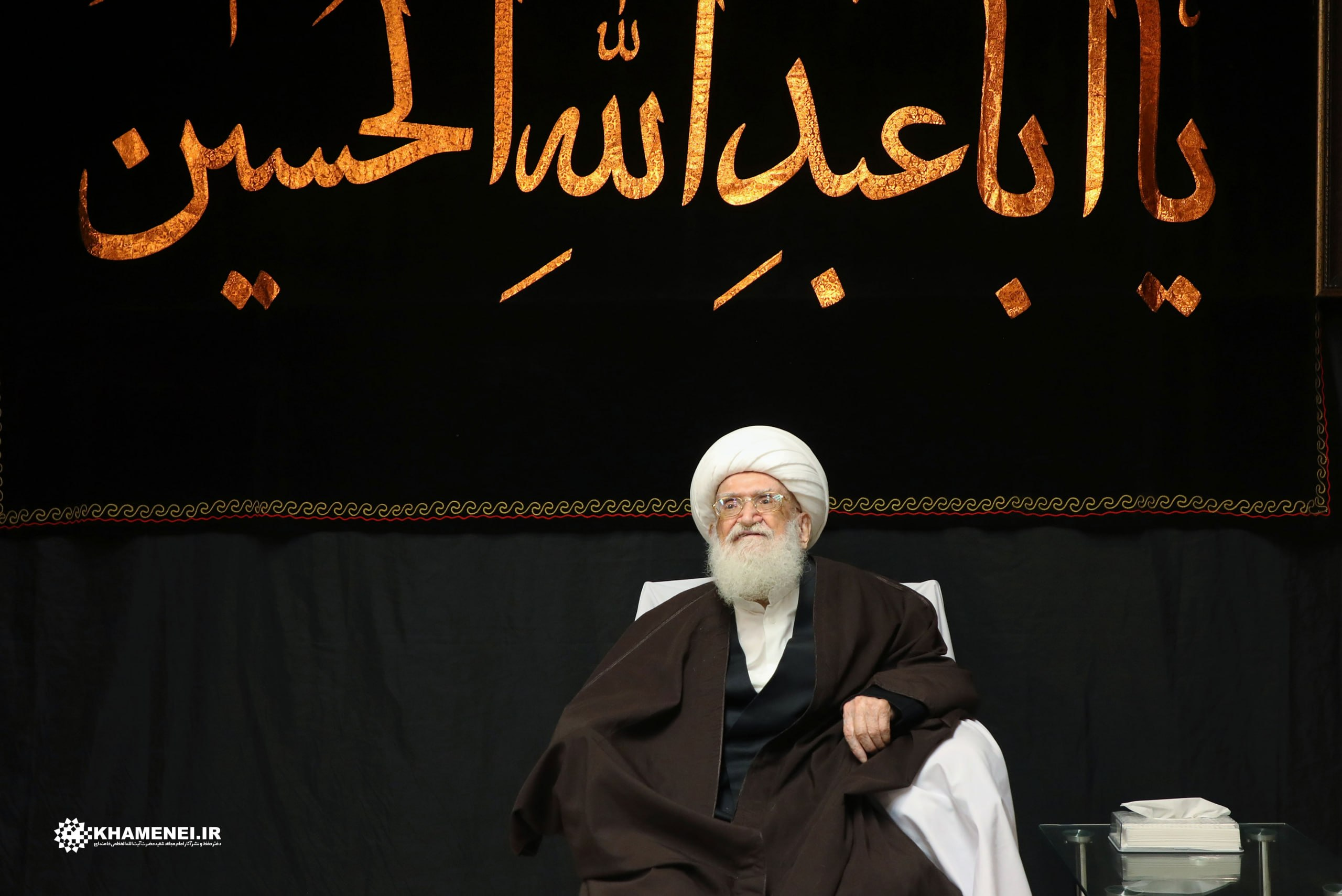 تصاویر مراسم بزرگداشت رهبر شهید در دفتر آیت‌الله العظمی نوری همدانی