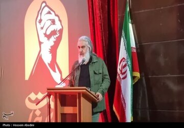 موسیقی برای اثرگذاری عمیق، نیازمند کلام فاخر و شعر غنی است